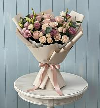 Букет цветов из:  Розы и Лизиантусы в Теплоозерске