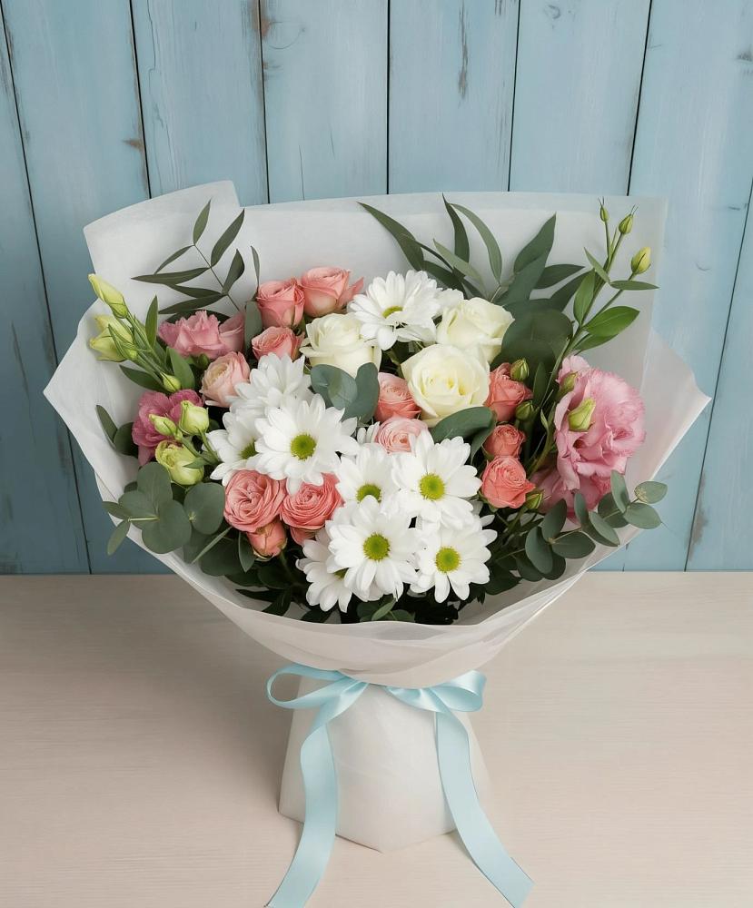 Букет цветов из: Розы, Лизиантусы и Хризантемы в Теплоозерске