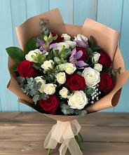 Букет цветов из:  Розы и Альстромерии в Теплоозерске